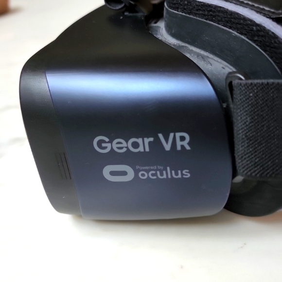 Samsung Gear VR Oculus - Picture 8 of 10